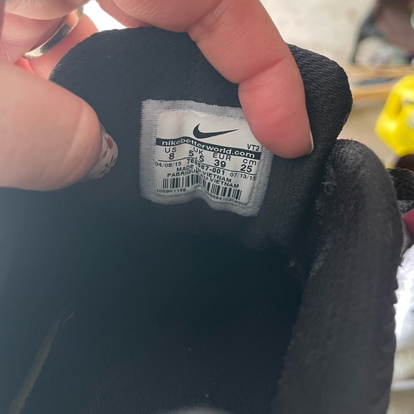 Nike Air Max 90 essential women’s black grey white lightly used sneakers - Picture 9 of 9